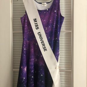Miss Universe Costume Size L